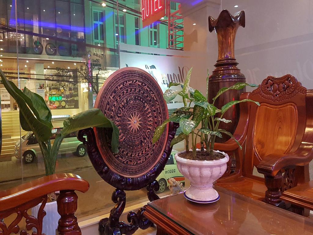 Tuan Phong Hotel Da Nang Exterior foto